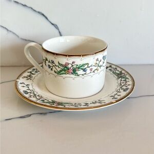 Farberware Wellesley Vintage 1996 Discontinued Pattern #486 Teacup And Saucer
